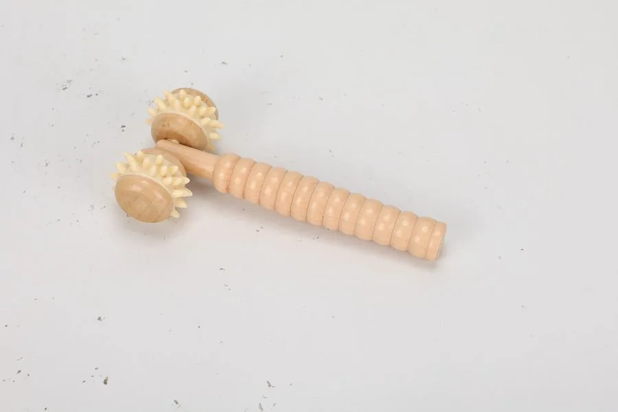 Mini rodillo de madera, pieza del kit de maderoterapia (2/4)